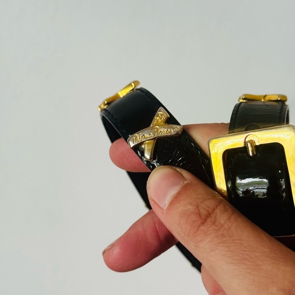 Vintage Paloma Picasso Signature Black Patent Leather Belt with X Gold Accents - Picture 3 of 9